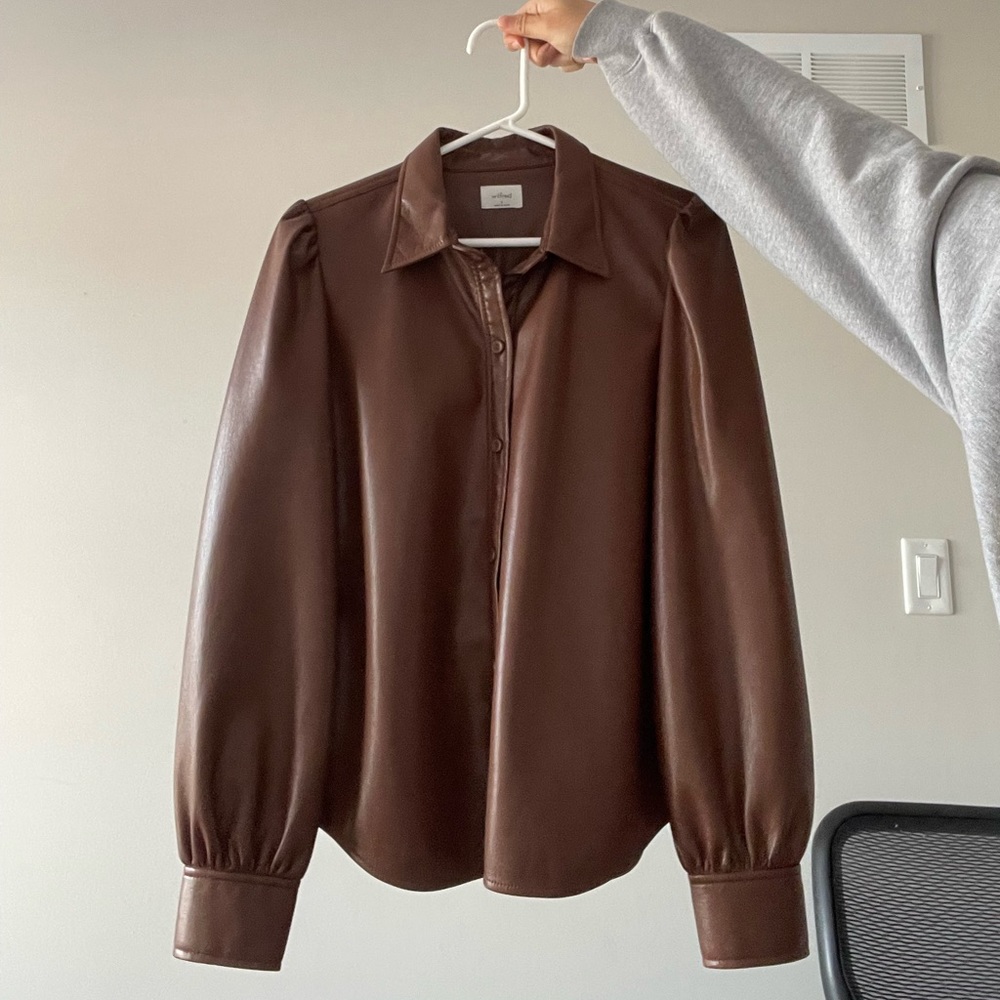 Aritzia Mila Blouse